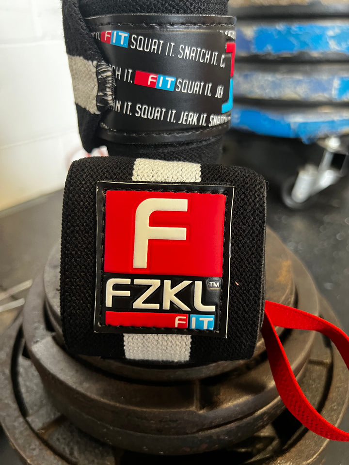 F[IT] Wristwrap 17.5" (thumb loop)