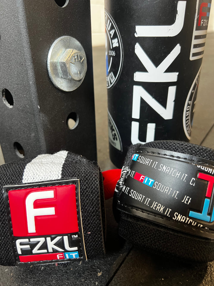 F[IT] Wristwrap 17.5" (thumb loop)